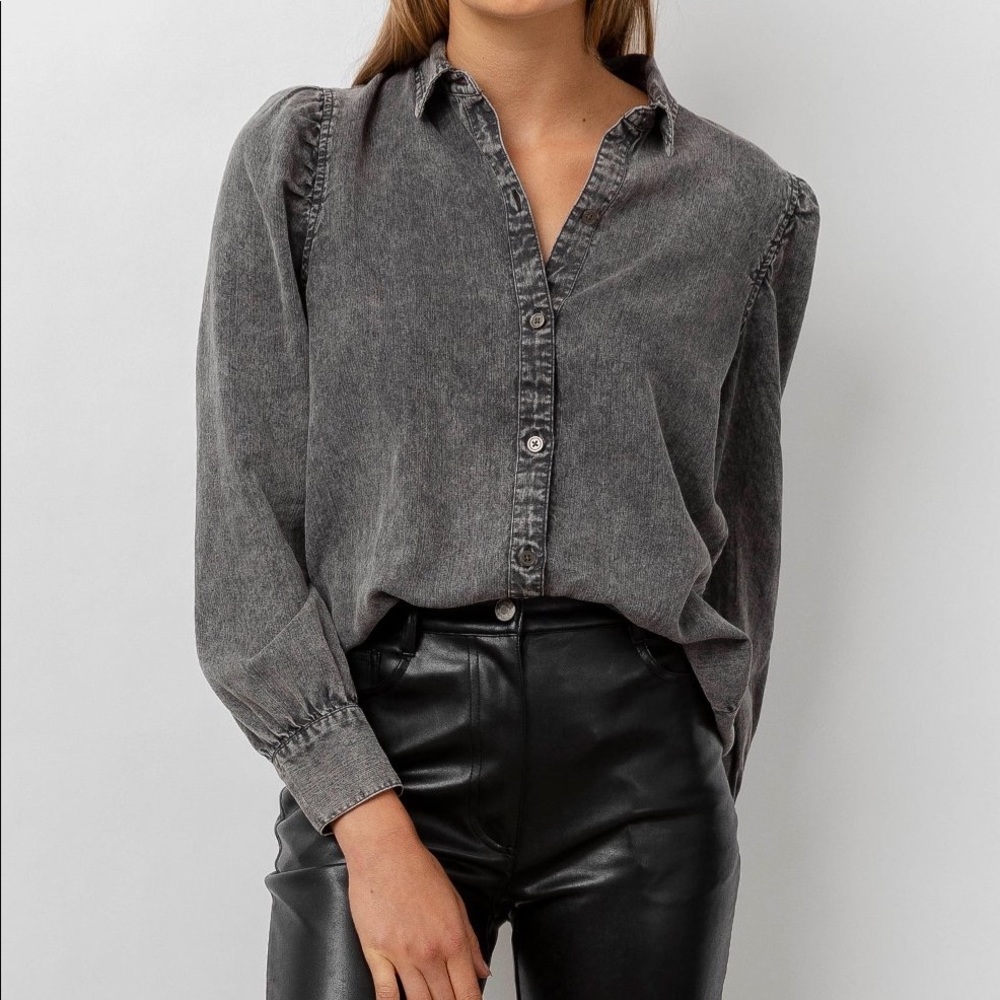 Rails Button Up